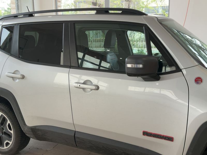 Jeep Renegade 2.0 M-Jet Trailhawk 4WD 2016 – снимка 10