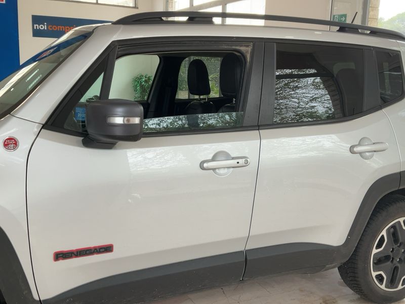 Jeep Renegade 2.0 M-Jet Trailhawk 4WD 2016 – снимка 4
