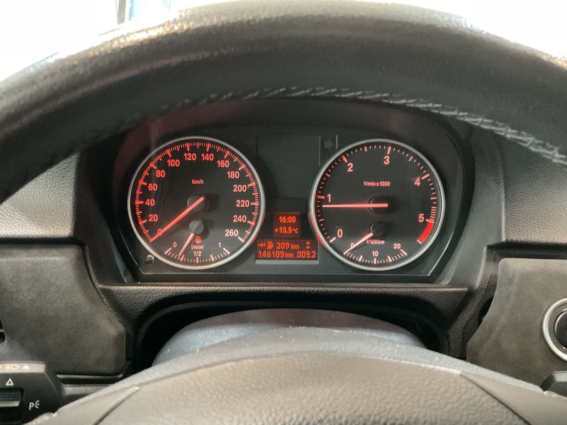 BMW 3er 318d 2011 – снимка 18