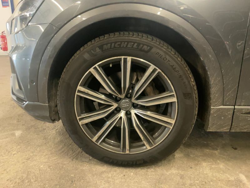 Audi Q8 50 TDI Mild-Hybrid quattro 2020 – снимка 3