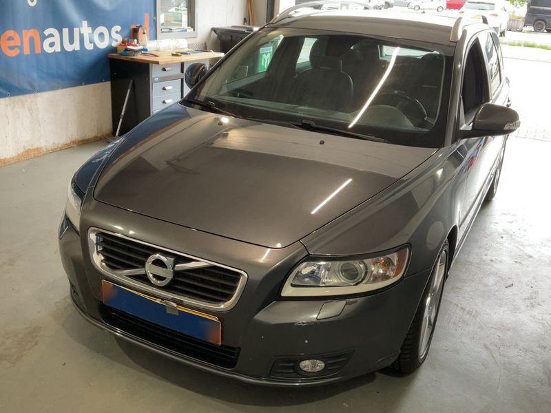 Volvo V50 1.6 D2 Business Edition 2013 – снимка 1