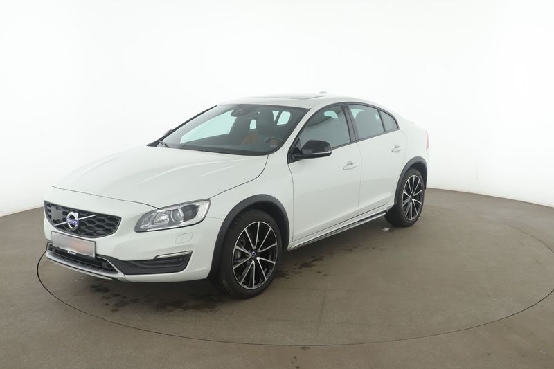 Volvo S60 Cross Country 2.4 D4 Summum AWD 2016 – снимка 2