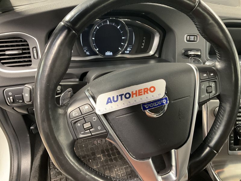 Volvo S60 Cross Country 2.4 D4 Summum AWD 2016 – снимка 22