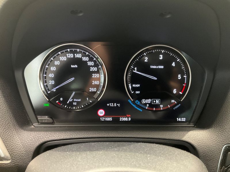 BMW 1er 118d xDrive Sport Line 2018 – снимка 19