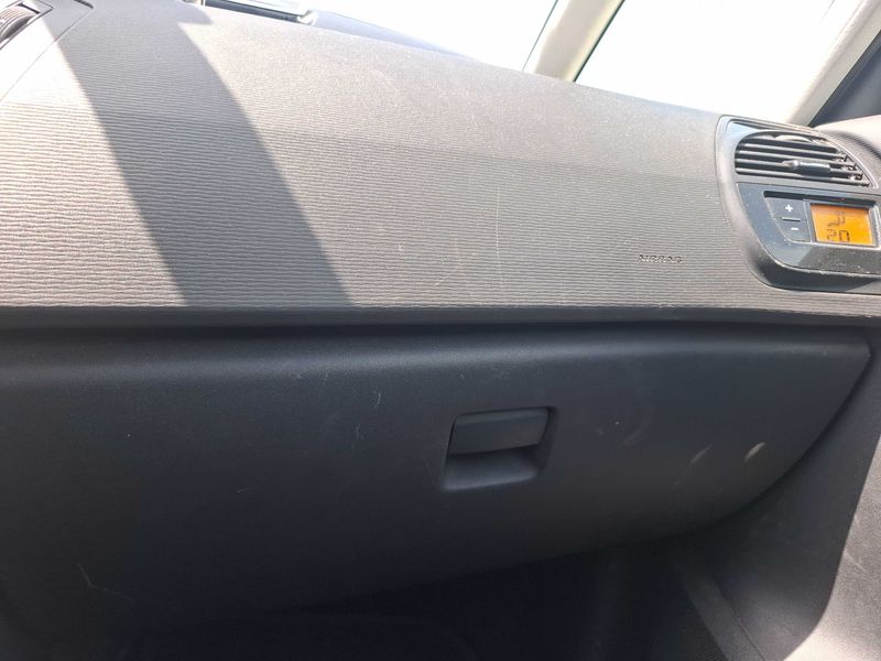 Citroen C4 Grand Picasso 2.0 HDi Exclusive 2011 – снимка 36