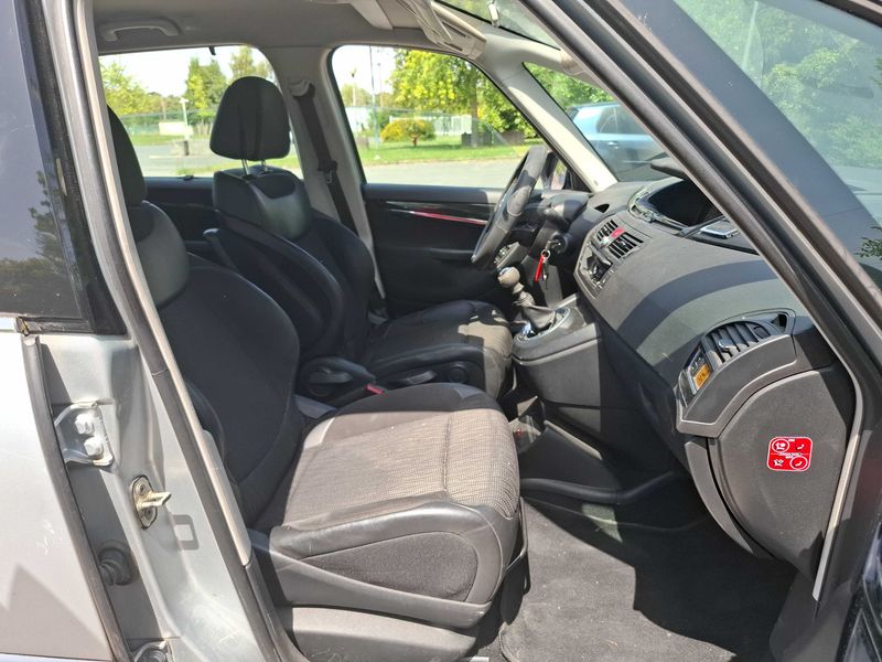 Citroen C4 Grand Picasso 2.0 HDi Exclusive 2011 – снимка 10