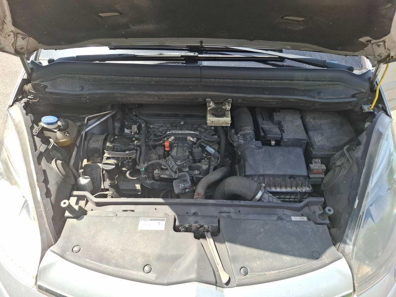 Citroen C4 Grand Picasso 2.0 HDi Exclusive 2011 – снимка 8