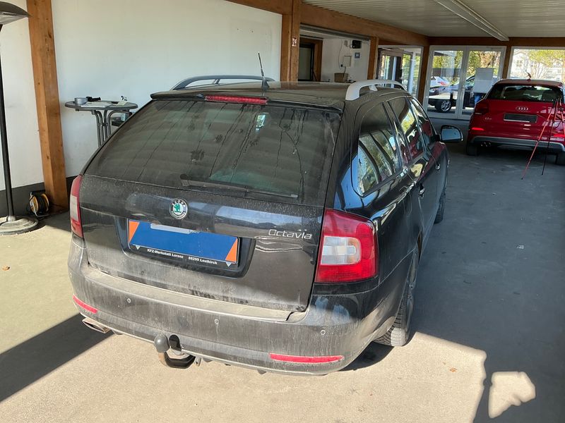Skoda Octavia 2.0 TDI Sport Edition 2012 – снимка 2