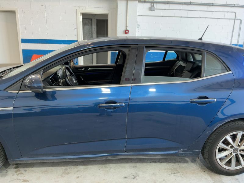 Renault Megane 1.5 dCi Energy Zen 2017 – снимка 4