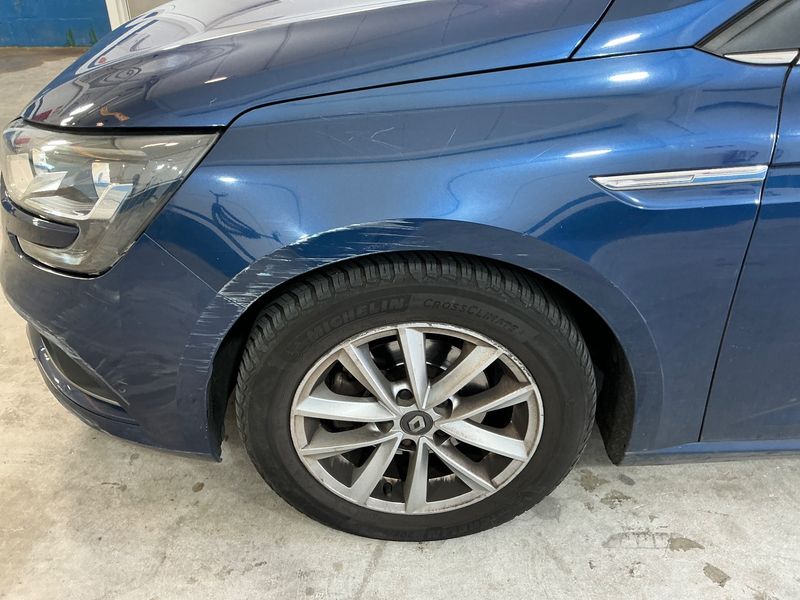 Renault Megane 1.5 dCi Energy Zen 2017 – снимка 26