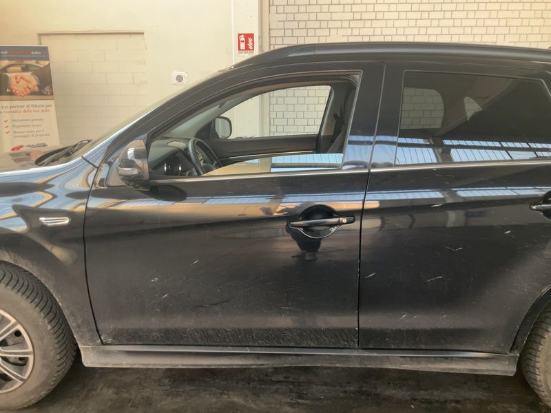 Mitsubishi ASX 1.8 DI-D Comfort Edition 4WD 2015 – снимка 4