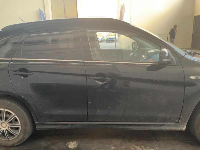 Mitsubishi ASX 1.8 DI-D Comfort Edition 4WD 2015 – снимка 10