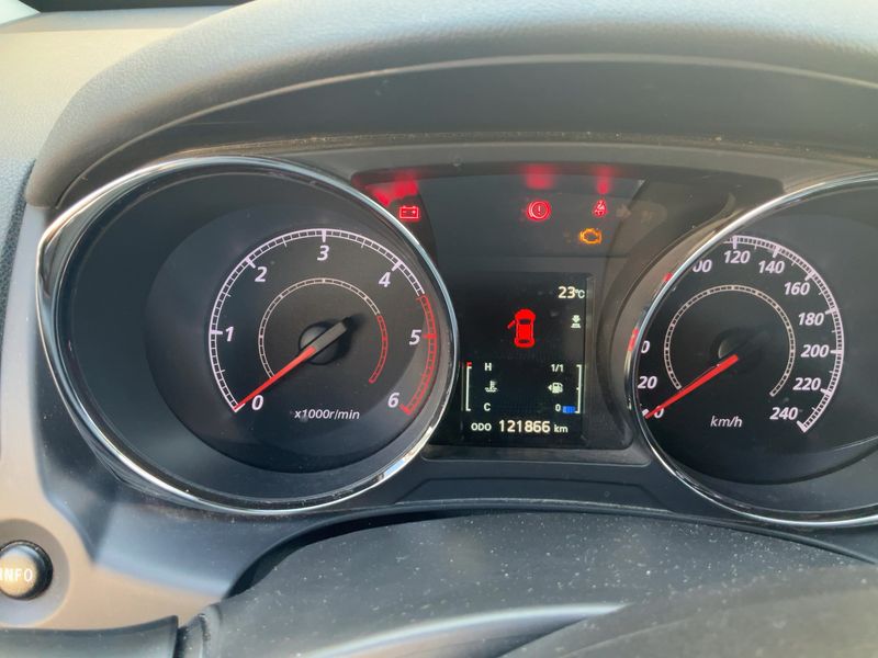 Mitsubishi ASX 1.8 DI-D Comfort Edition 4WD 2015 – снимка 19