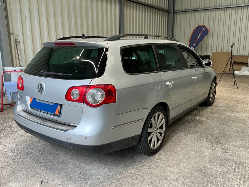Volkswagen Passat 2.0 TDI Sportline 2007 – снимка 2