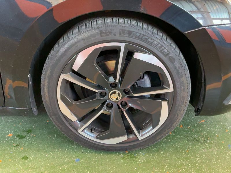 Skoda Octavia 2.0 TDI Sportline 2023 – снимка 11