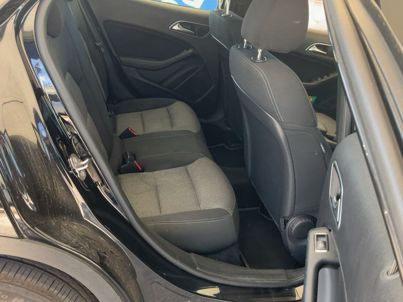 Mercedes-Benz GLA-Klasse GLA 200 d Business 2018 – снимка 19