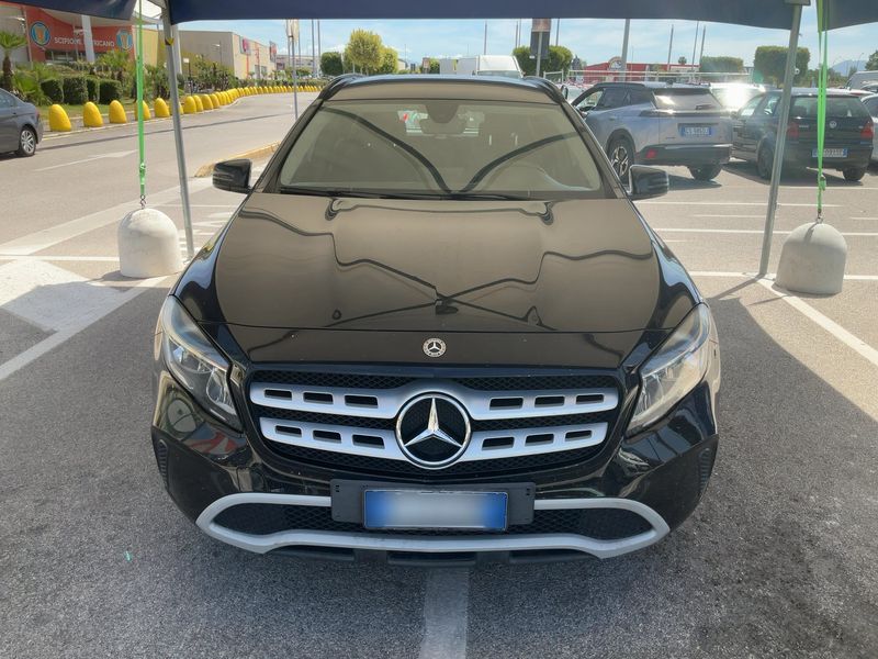 Mercedes-Benz GLA-Klasse GLA 200 d Business 2018 – снимка 14