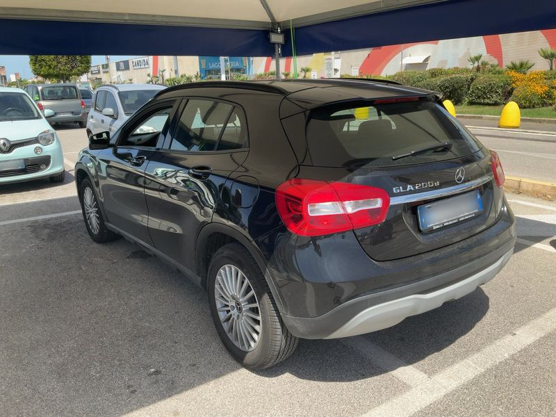 Mercedes-Benz GLA-Klasse GLA 200 d Business 2018 – снимка 6