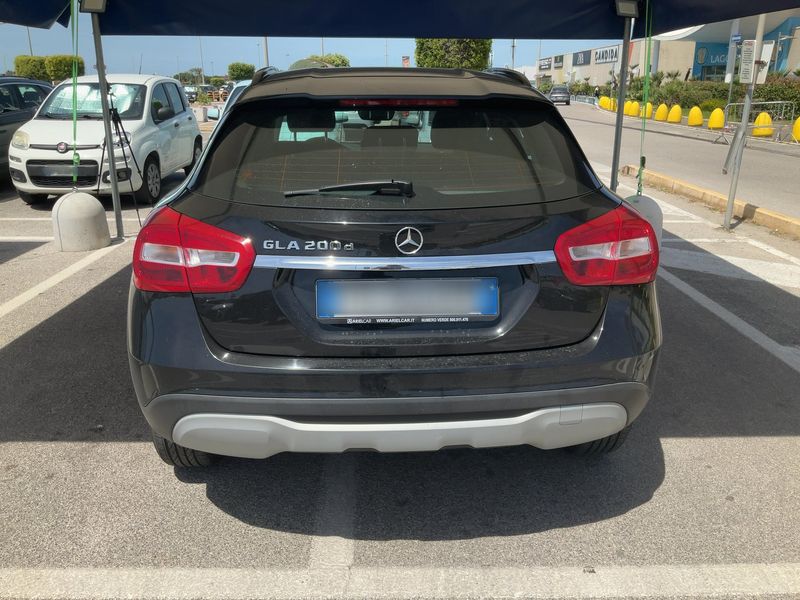 Mercedes-Benz GLA-Klasse GLA 200 d Business 2018 – снимка 7