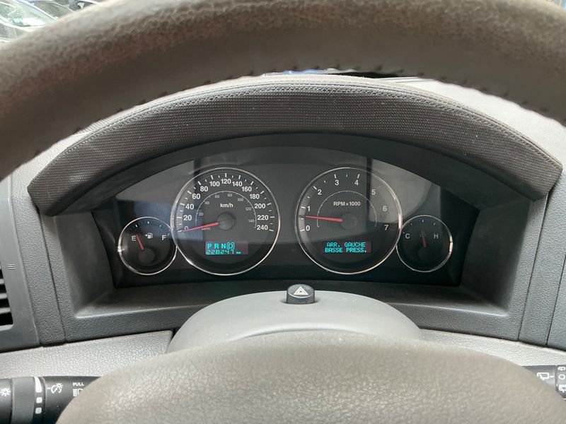 Jeep Grand Cherokee 3.0 CRD Limited 2006 – снимка 18