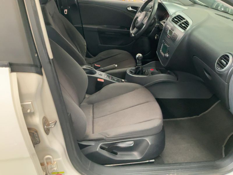 Seat Leon 1.9 TDI Stylance Style 2008 – снимка 16
