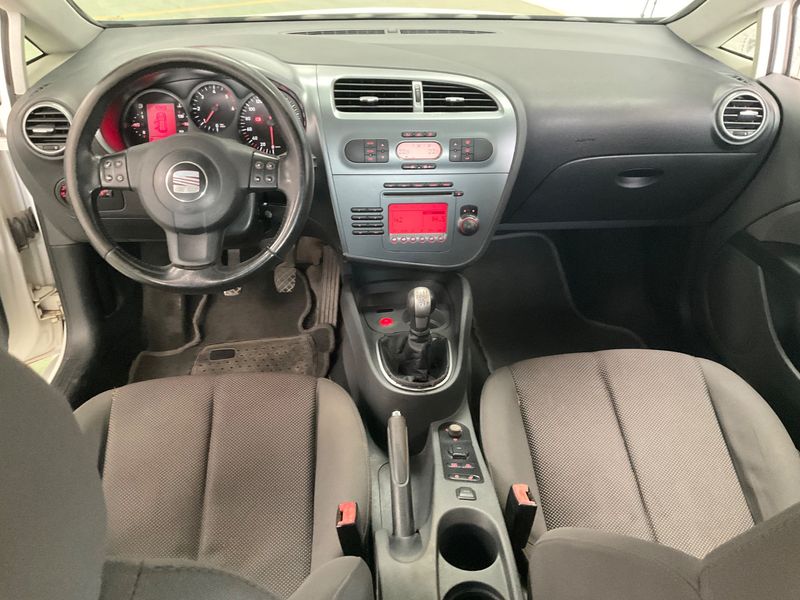 Seat Leon 1.9 TDI Stylance Style 2008 – снимка 17