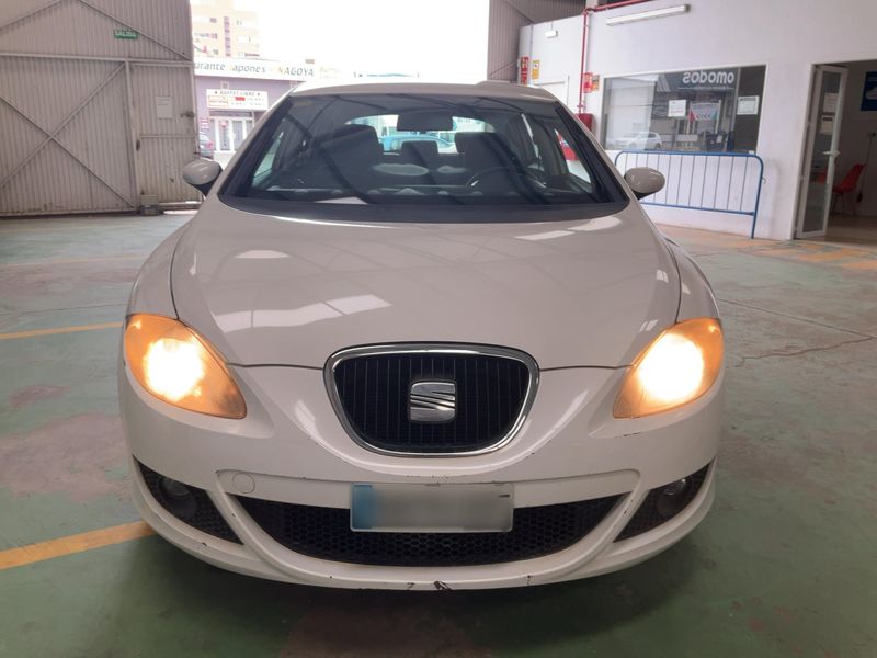 Seat Leon 1.9 TDI Stylance Style 2008 – снимка 14