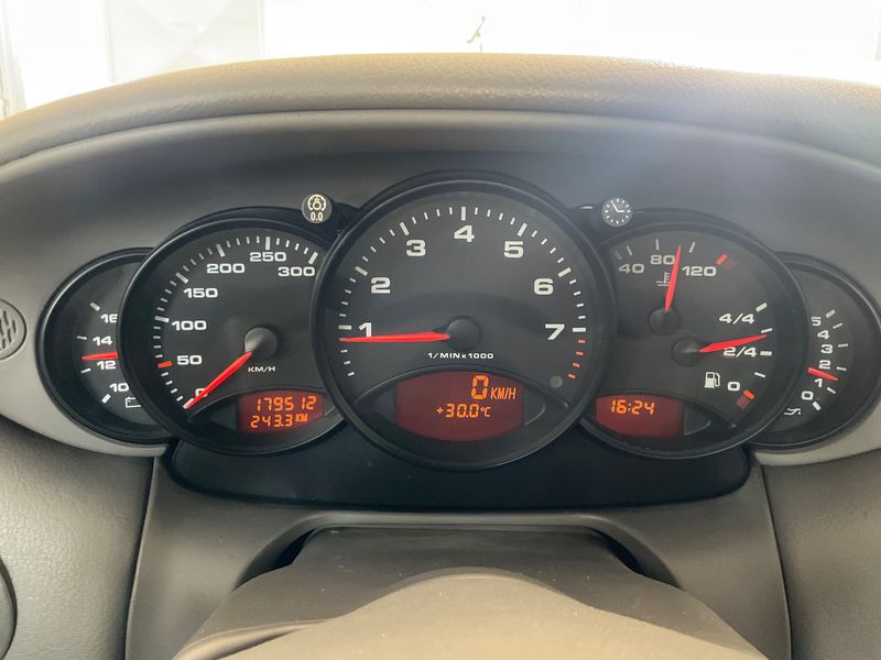Porsche 911 996 Carrera 2000 – снимка 18