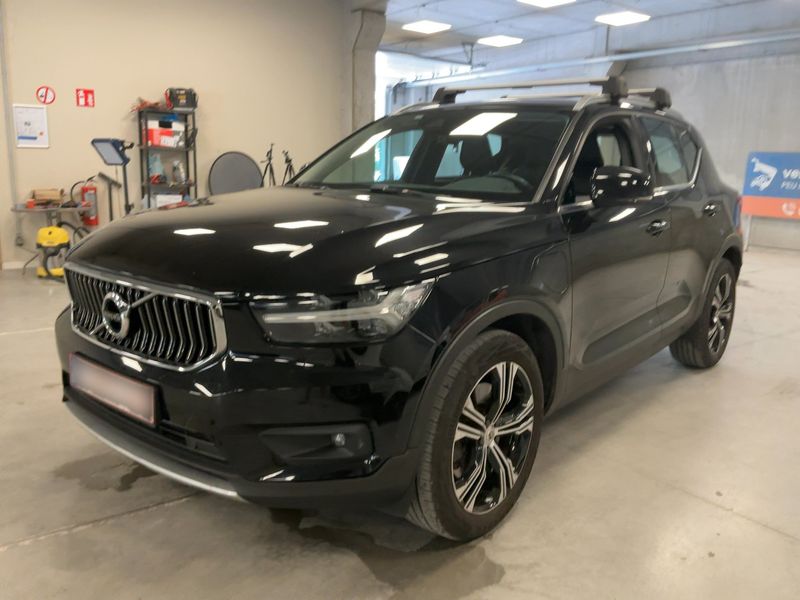Volvo XC40 1.5 T5 Plug-in Hybrid Inscription 2WD 2020 – снимка 2
