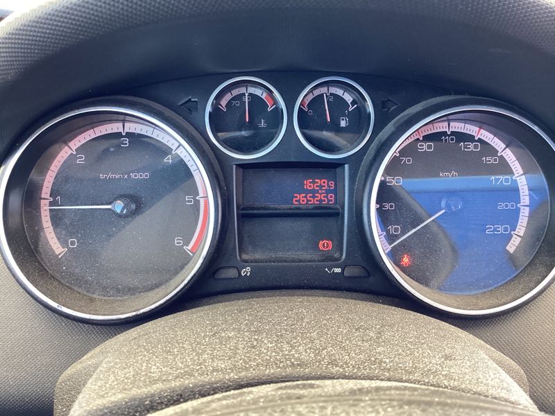 Peugeot 308 1.6 HDi Sport 2009 – снимка 4