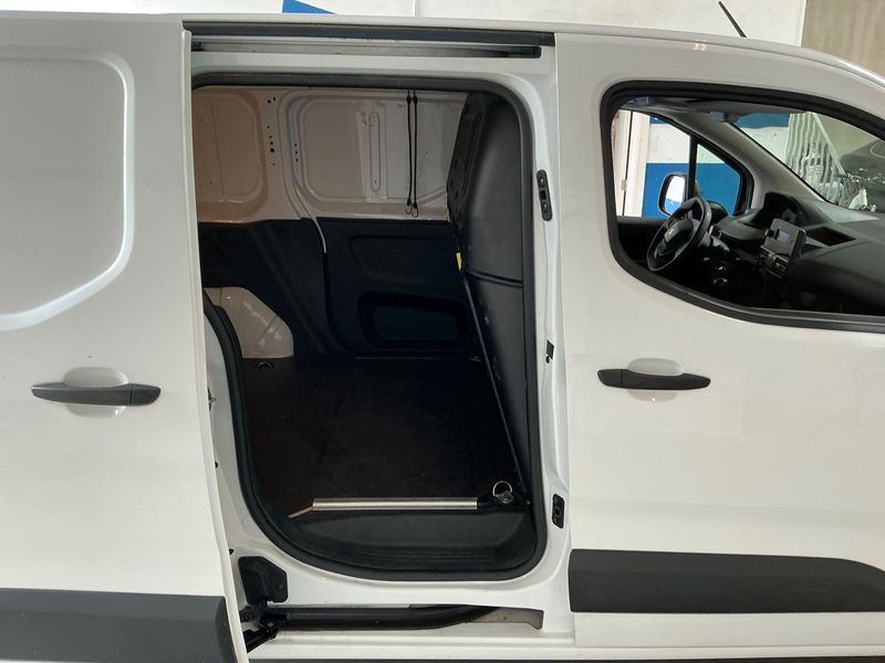 Peugeot Partner 1.5 Blue-HDi Pro L1 2020 – снимка 19