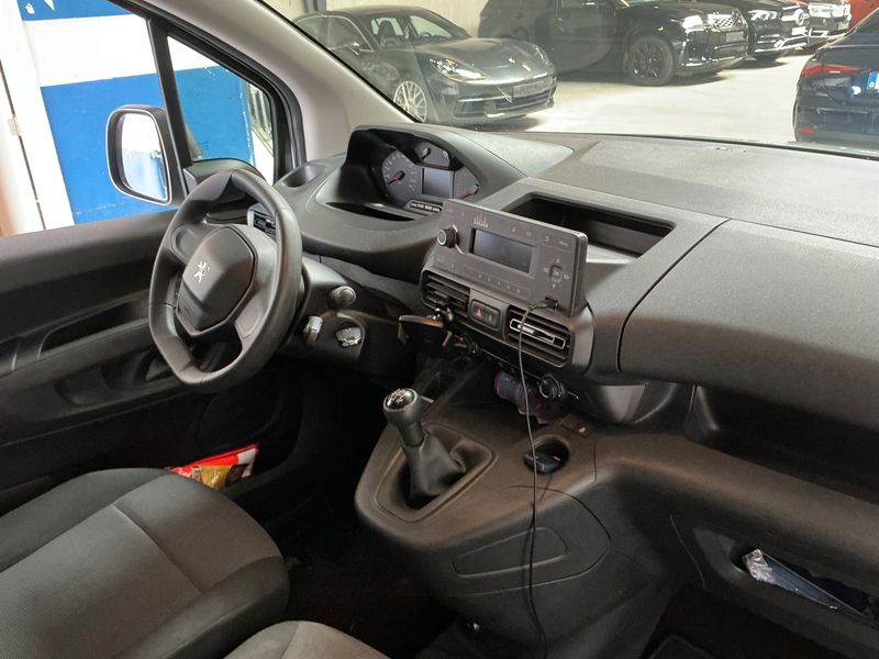 Peugeot Partner 1.5 Blue-HDi Pro L1 2020 – снимка 17