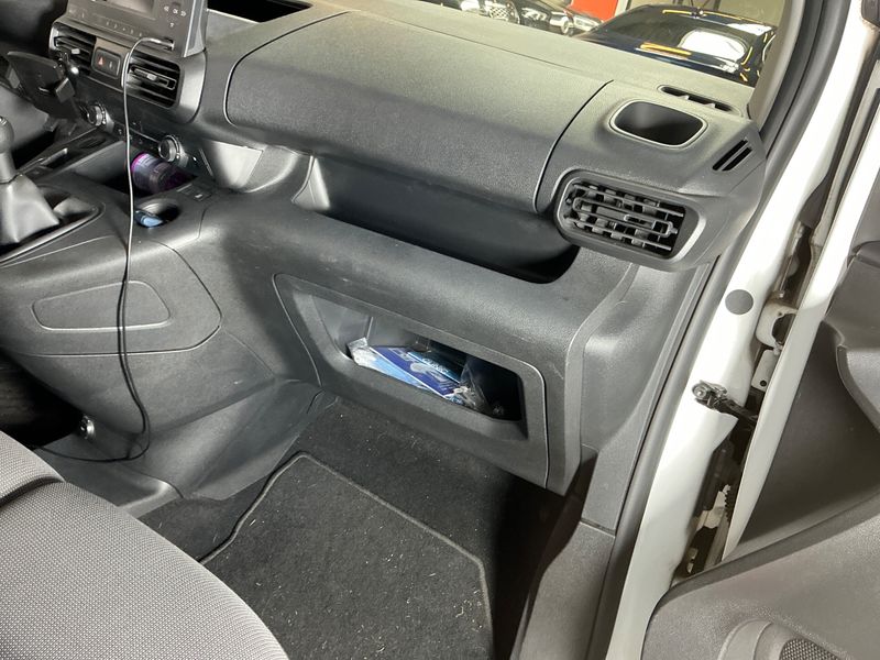 Peugeot Partner 1.5 Blue-HDi Pro L1 2020 – снимка 34