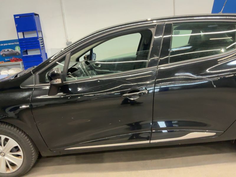 Renault Clio 0.9 TCe Limited 2019 – снимка 4