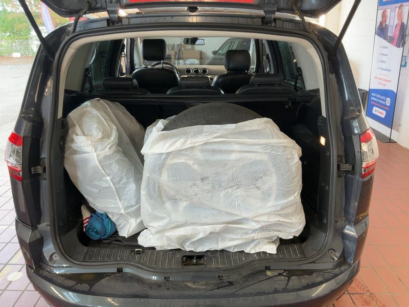 Ford S-Max 2.2 TDCi Titanium X 2014 – снимка 16