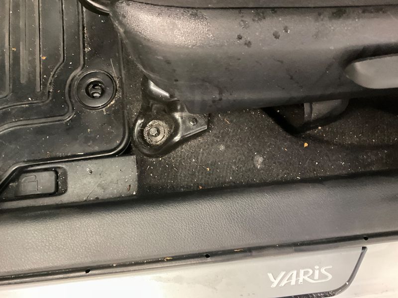 Toyota Yaris 1.5 Hybrid Dynamic 2019 – снимка 23