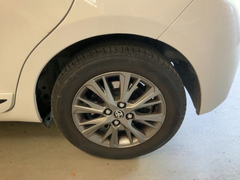 Toyota Yaris 1.5 Hybrid Dynamic 2019 – снимка 5