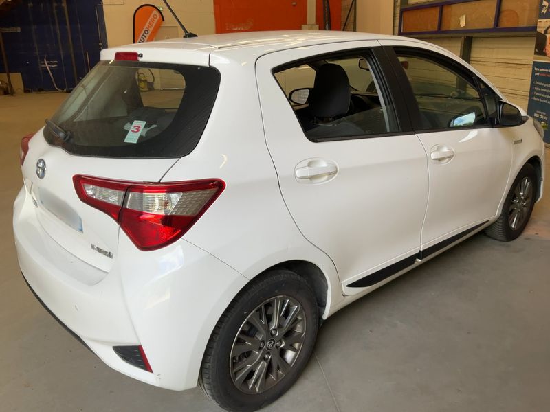 Toyota Yaris 1.5 Hybrid Dynamic 2019 – снимка 8
