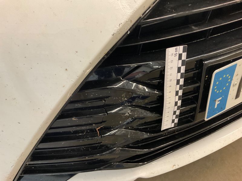 Toyota Yaris 1.5 Hybrid Dynamic 2019 – снимка 32