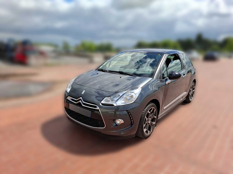 Citroen DS3 1.6 HDi SoChic 2015 – снимка 1