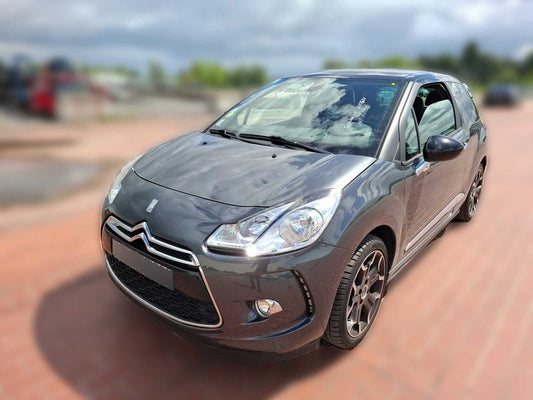 Citroen DS3 1.6 HDi SoChic 2015 – снимка 2