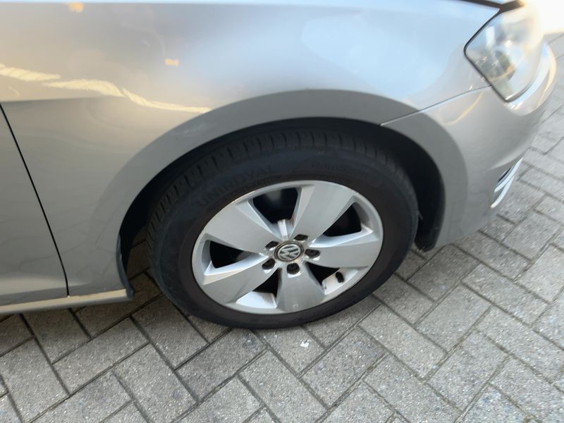Volkswagen Golf VII 1.6 TDI Trendline BlueMotion Tech 2013 – снимка 20