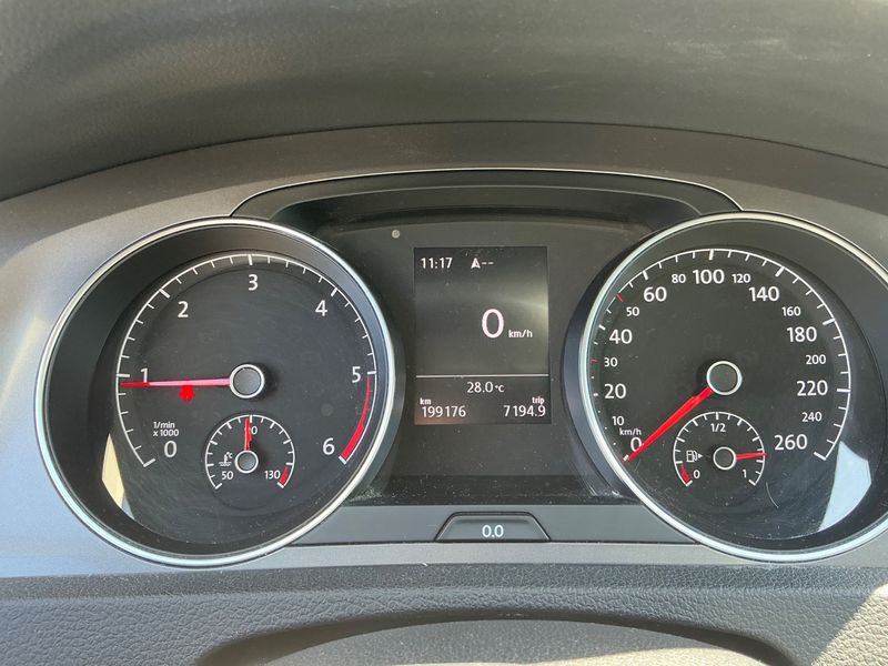 Volkswagen Golf VII 1.6 TDI Trendline BlueMotion Tech 2013 – снимка 13