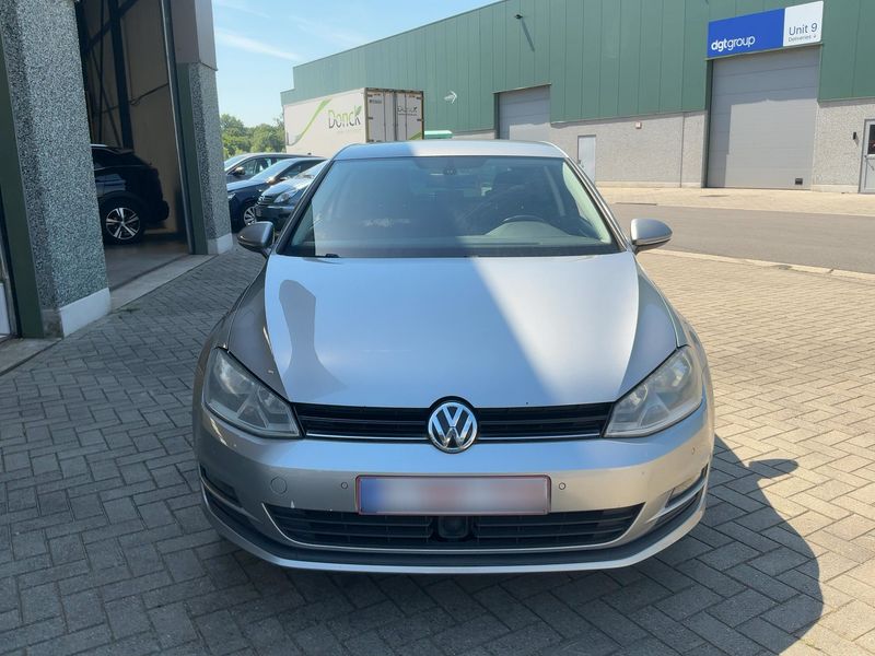 Volkswagen Golf VII 1.6 TDI Trendline BlueMotion Tech 2013 – снимка 9