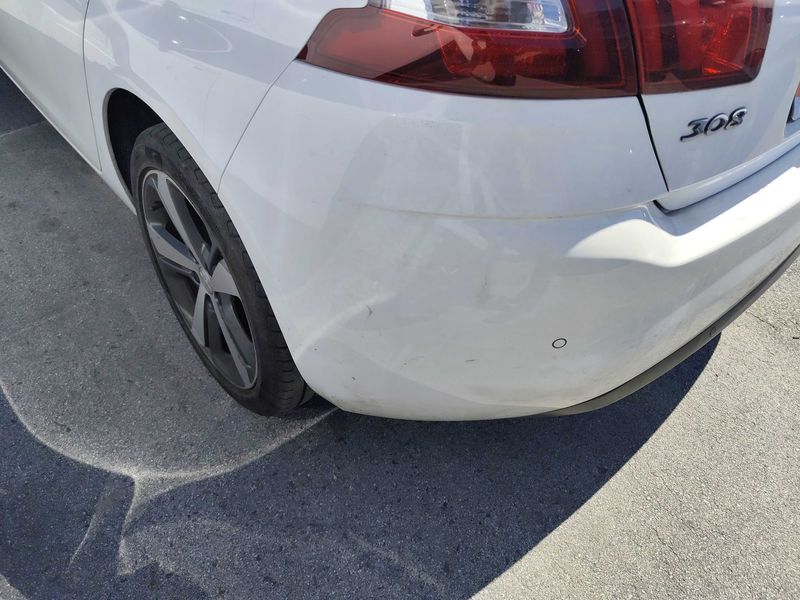Peugeot 308 1.6 Blue-HDi Allure 2016 – снимка 22