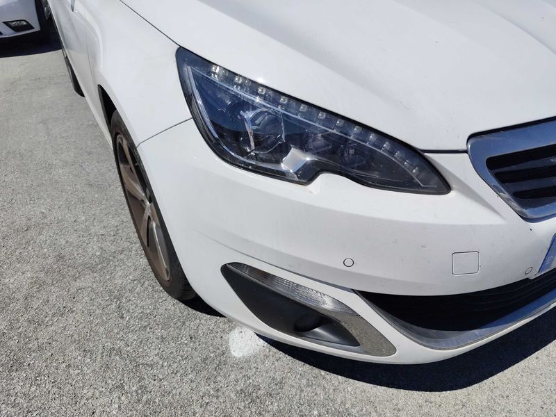 Peugeot 308 1.6 Blue-HDi Allure 2016 – снимка 23