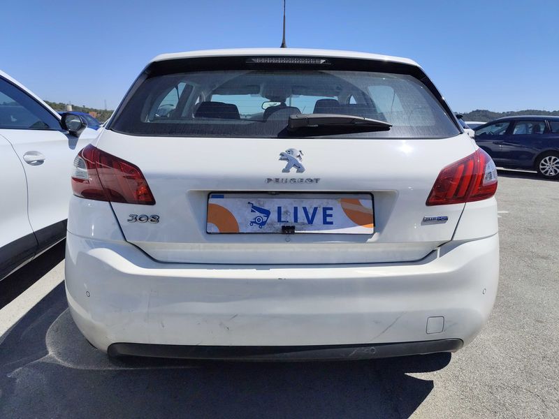 Peugeot 308 1.6 Blue-HDi Allure 2016 – снимка 4