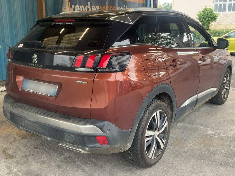 Peugeot 3008 1.6 Blue-HDi GT Line 2017 – снимка 8