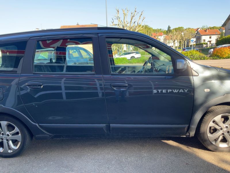 Dacia Lodgy 1.5 dCi Diesel Stepway 2016 – снимка на щета