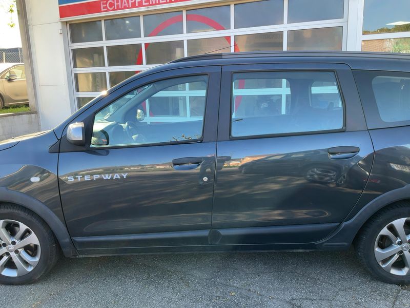 Dacia Lodgy 1.5 dCi Diesel Stepway 2016 – снимка на щета